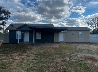 455 W Scott St, Slaton, TX 79364