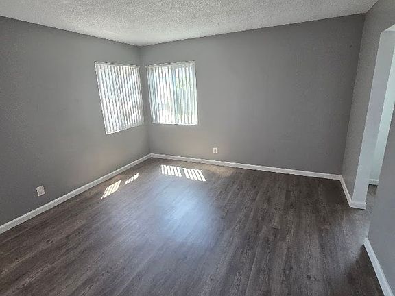 2nd image of 326 W University Ave APT 01