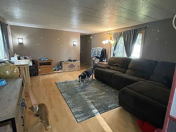 2nd image of 519 Vista Villa Ct