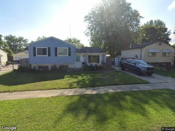 15671 Springhill St, Romulus, MI 48174
