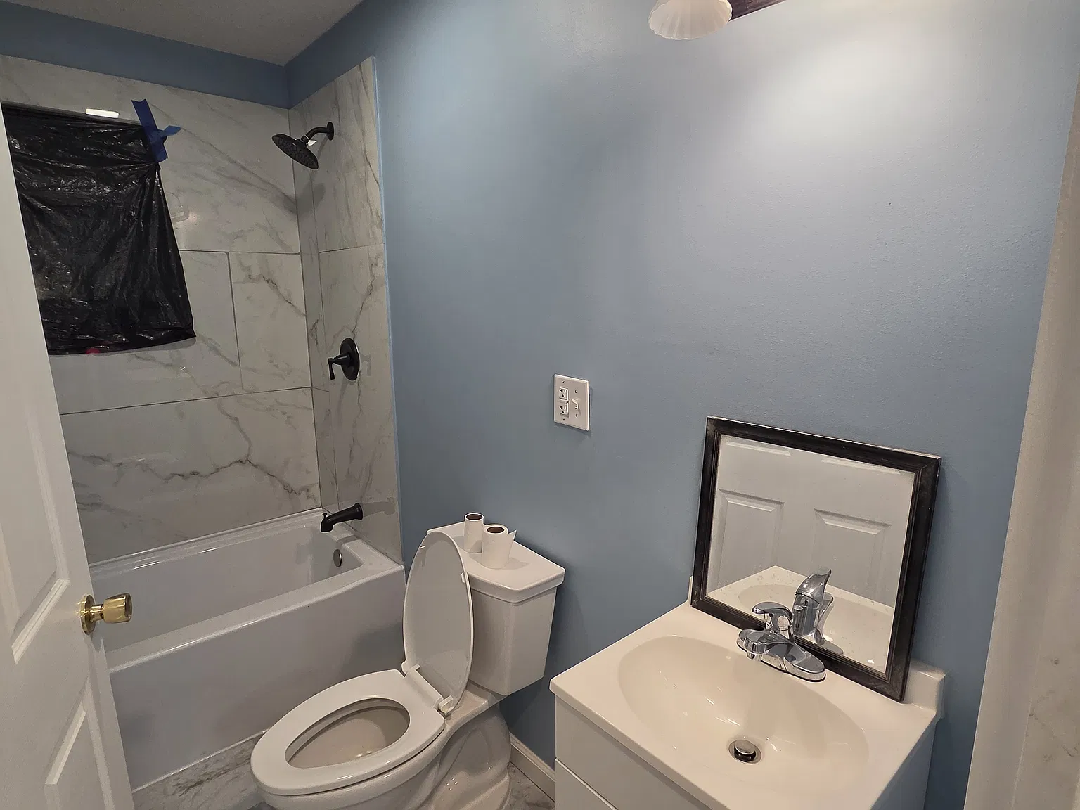 2 bed, 1.5 bath, 1107 sqft, $900 — Photo 4