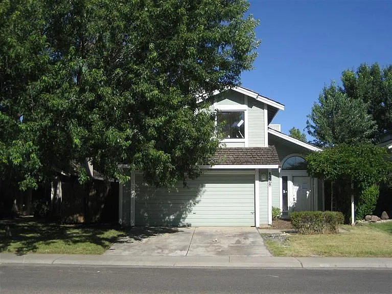 8228 Northam Dr photo 1