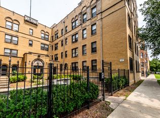 1734 E 72nd St, Chicago, IL 60649