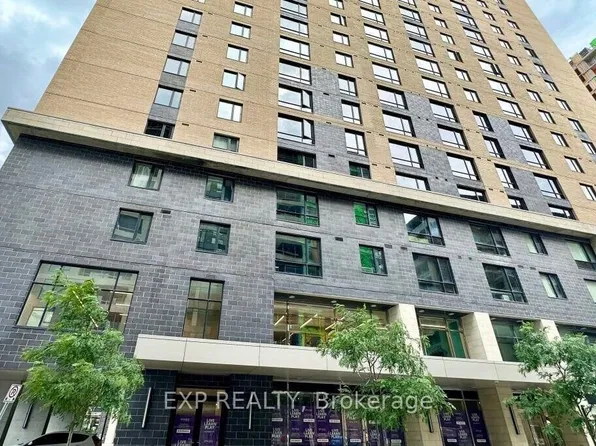 105 Champagne Ave S #912, Ottawa, ON K1S 5E5