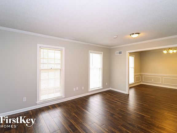3rd image of 6091 Blue Springs Ave