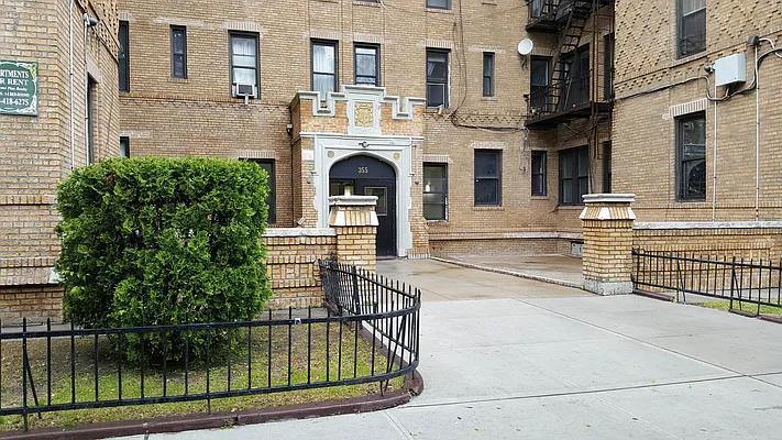 Rented by Urban Pads | media 12