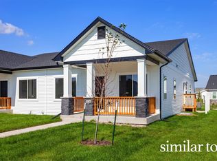 928 Sawgrass Dr, Norwalk, IA 50211