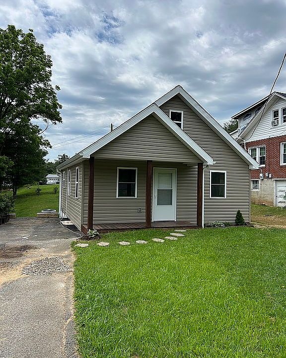 1st image of 909 W Stuart Dr