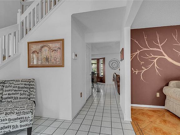 4th image of 5918 Lokey Dr