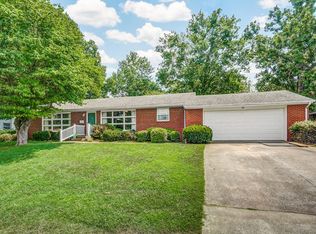 515 Valley View Dr, Mount Vernon, MO 65712