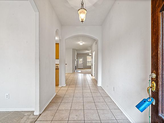 5th image of 6423 Bonnie Chase Ln