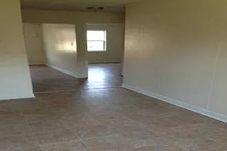 2910 Ivy Ave #B
