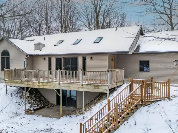 1188 E Shovelhead Dr, Midland, MI 48640