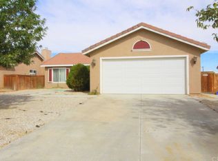11722 Cambridge St, Adelanto, CA 92301