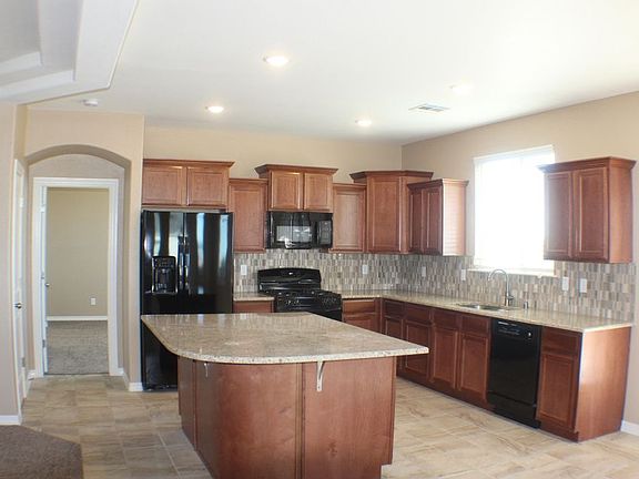 2nd image of 6757 Ixtapa Pl