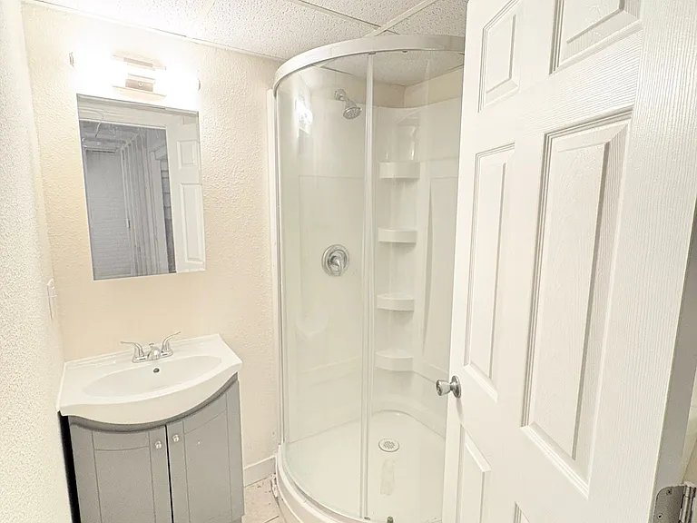 310 Whittemore St — Photo 23