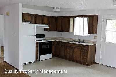 5th image of 418 S Oakdale Ave APT 5