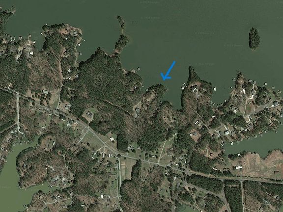 3rd image of 229 Starboard Ln