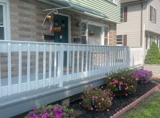 60 Bither St, Springfield, MA 01118