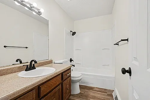 Floor plan Chapel Dr-6905