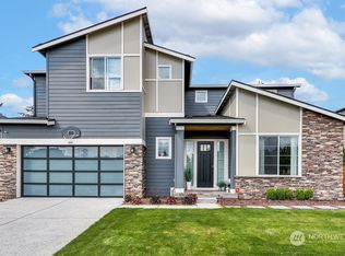 6166 NE 3rd Ct, Renton, WA 98059