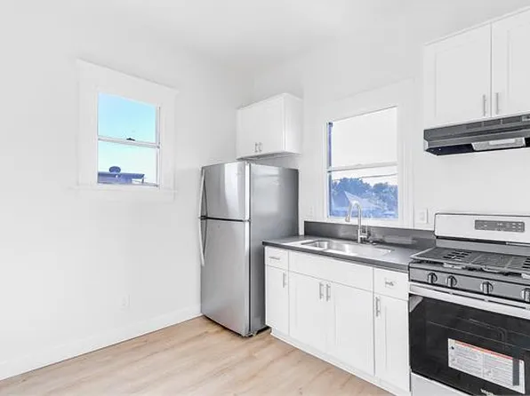1618 E Vernon Ave, Los Angeles, CA 90011