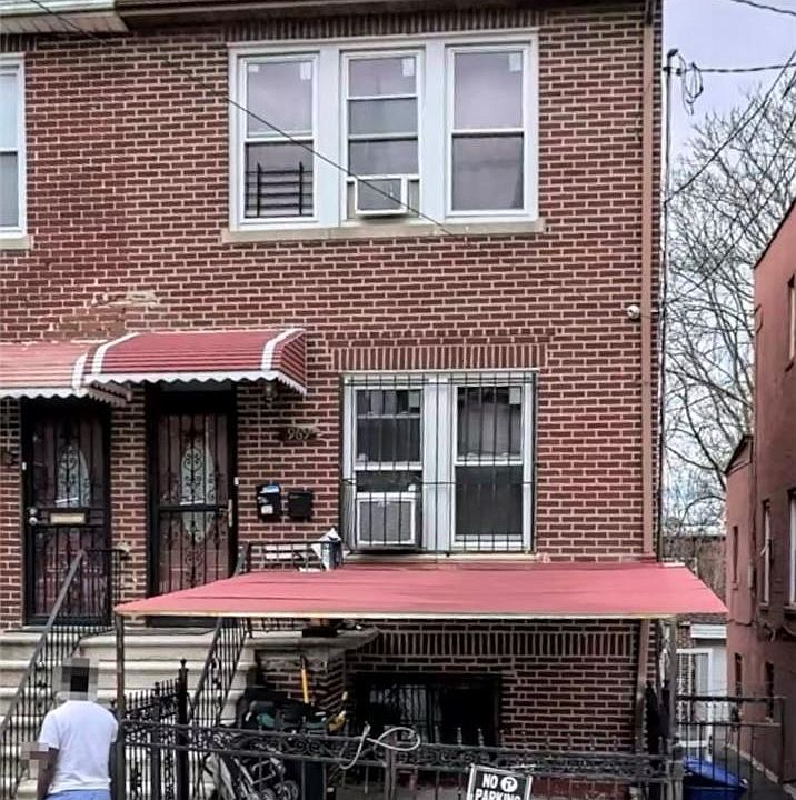 1st image of 969 E 230th Street