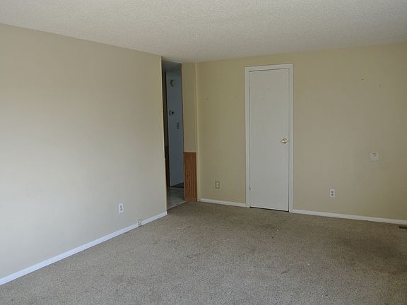 4th image of 630 Mark Dr