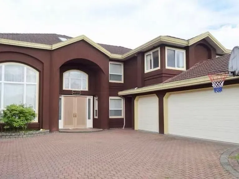 8200 Dalemore Rd #HOMESTAY — Photo 1