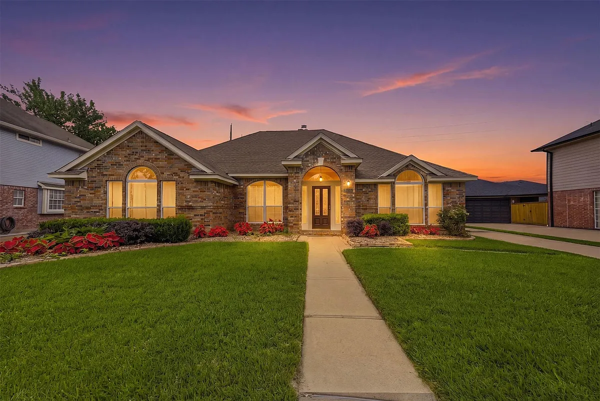 Building Photo - 1722 Pecan Crossing Dr