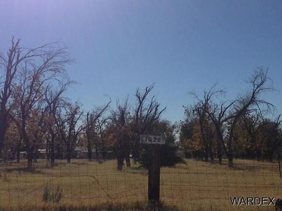 3rd image of 1628 E Magellan Dr