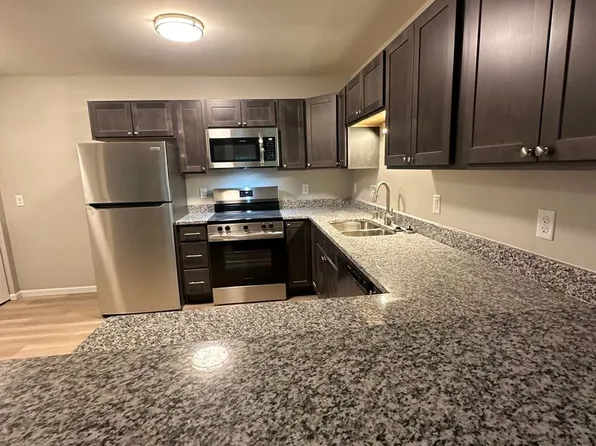 The Court Apartments, 7506-7523 Rohlich Ct, Middleton, WI 53562