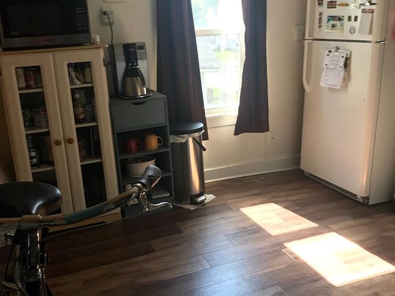 3rd image of 516 N Lee St APT 2
