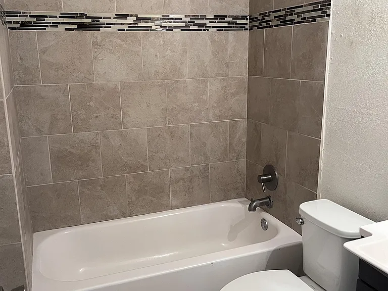 707 Bracewood Cir — Photo 7