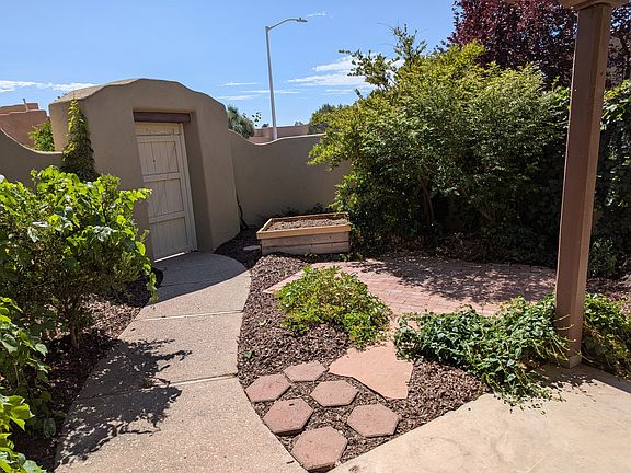 4th image of 5509 Grande Dr NW