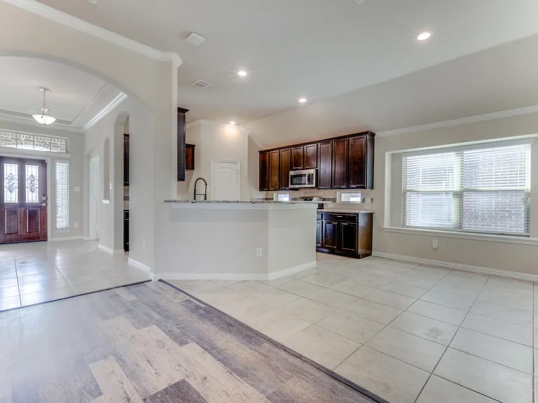 14805 Gilley Ln — Photo 3