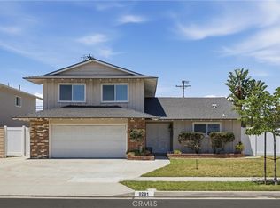 9291 Greenwich Dr, Huntington Beach, CA 92646