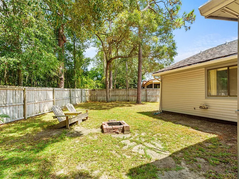 339 Evergreen Ave — Photo 23