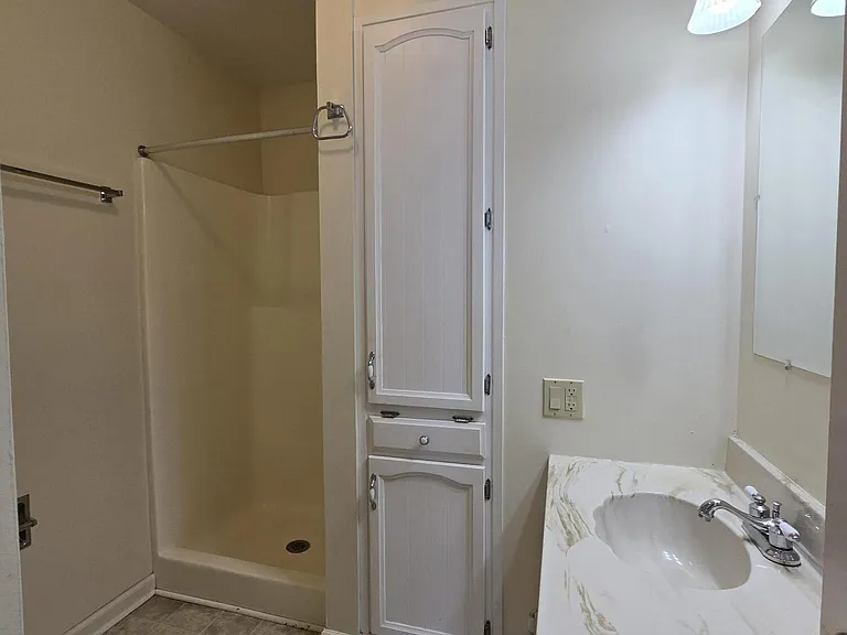 1221 Riverside Ave #404 — Photo 10