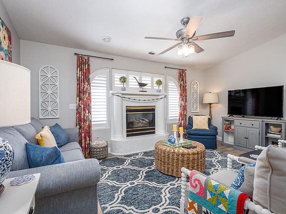 5th image of 2050 W Canyon View Dr APT 218