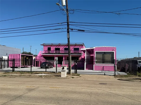 3813 Jeanetta St, Houston, TX 77063