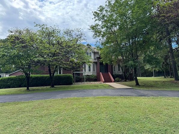 211 Park Rd