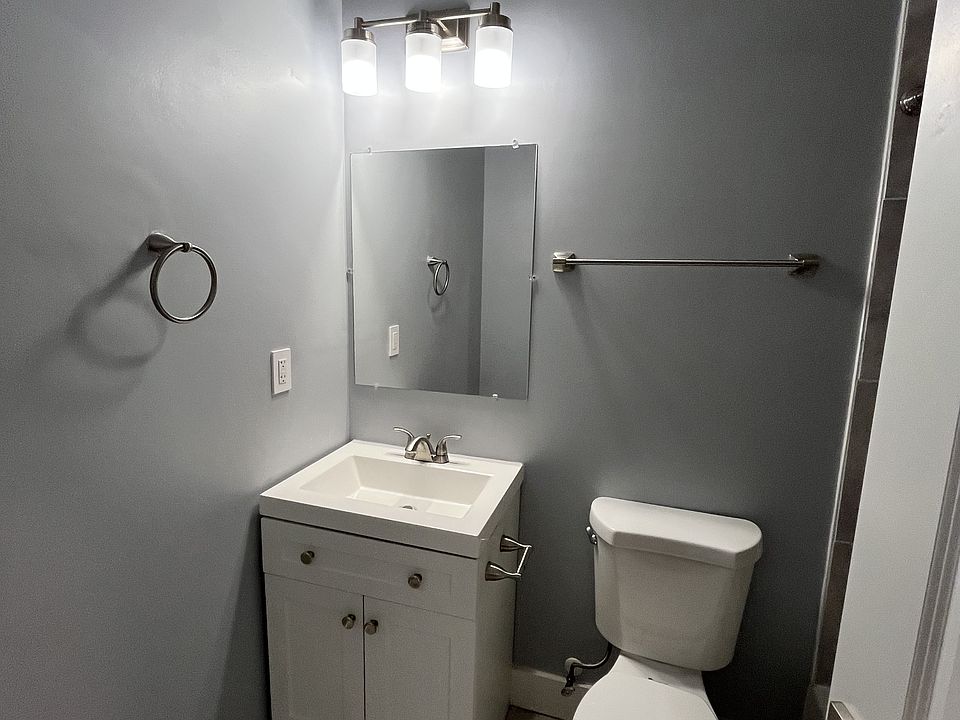 1st image of 2838 Langston Pl SE #7