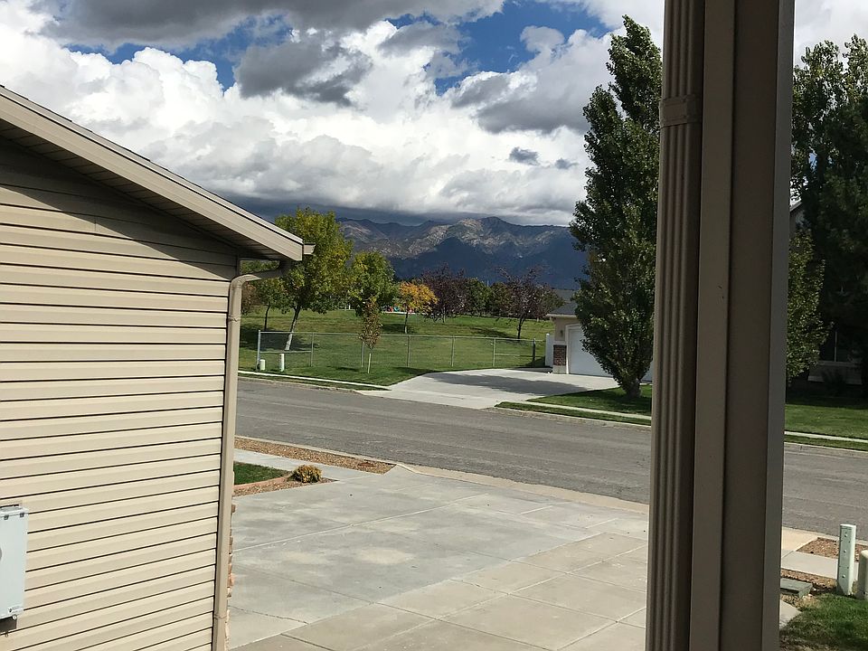 2nd image of 1379 N 60 W