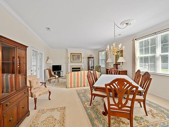 4th image of 8802 Windsong Way