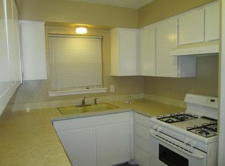 411 Donnell Dr APT B, Arlington, TX 76012