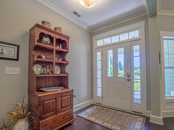 5th image of 4371 Harbortown Circle SE