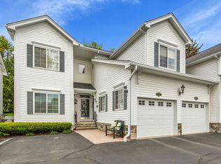 1704 Cassady Place Dr, Plymouth, MI 48170