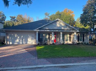 7 Plantation Oaks Dr, Mary Esther, FL 32569