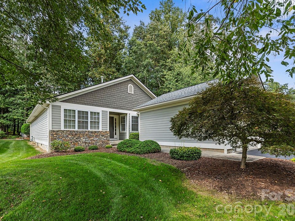 1st image of 241 Fairway View Dr